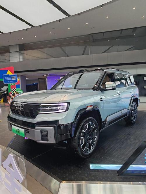 佛山禅城区裕力欧企业管理咨询比亚迪方程豹硬派越野的爆款，英菲尼迪35周年与你共成长